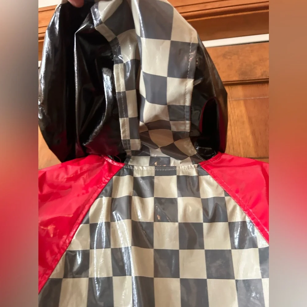Disney/Pixar Boy’s Cars, Grey, Checked Lightning McQueen Raincoat, Approx. Sz M